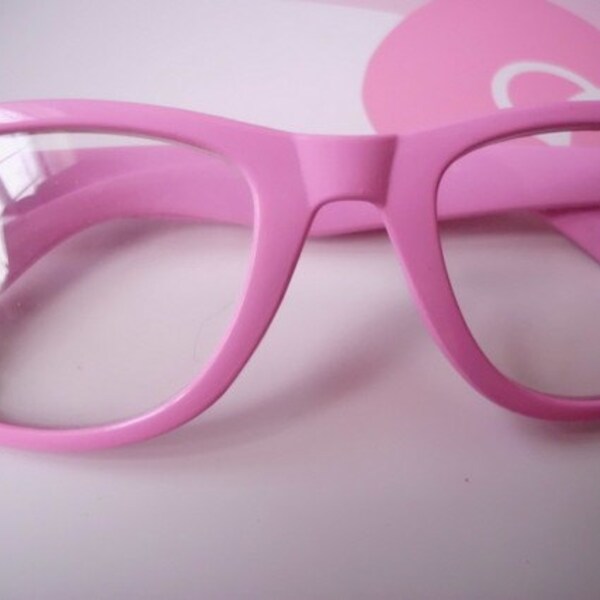 Pink nerd glasses, with kittys