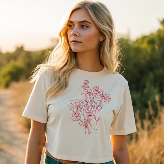 Boho Floral Boxy Tee, Boho Line Art, Comfort Colors Boxy Tee, Womens Loose Fit Flower Shirt, Botanical Womens print tee