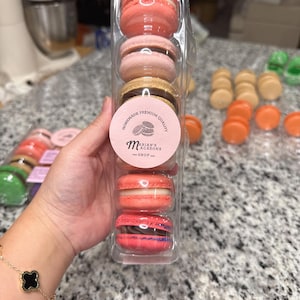6 Piece Variety Macarons