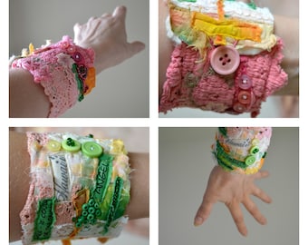 Handmade felted wool bracelet