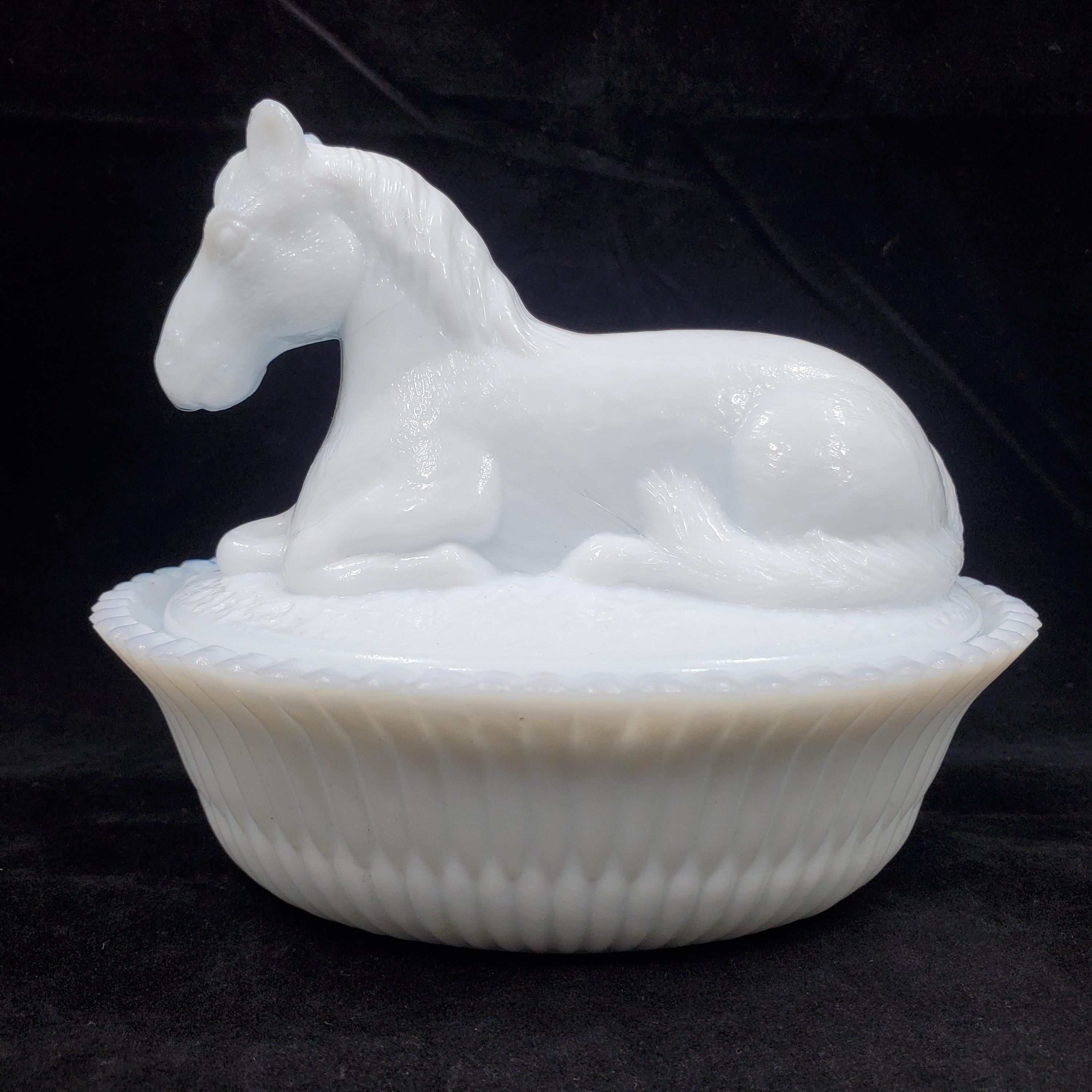 White Milk Glass Mckee Summit Art Glass 5