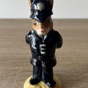 Vintage Royal Doulton Policeman Bunnykins Figurine DB64 1987