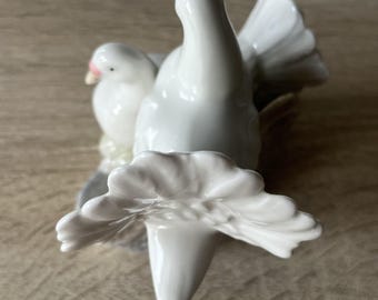ヴィンテージ磁器製鳩の置物：ミケル・レケナ作 スペイン製陶器の鳥