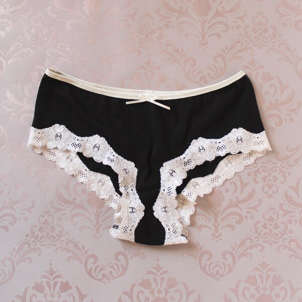 Org&aacute;nica ropa interior de algod&oacute;n 'Noir' brasile&ntilde;a corta con encaje adorno artesanal para ordenar por Ah Lulu