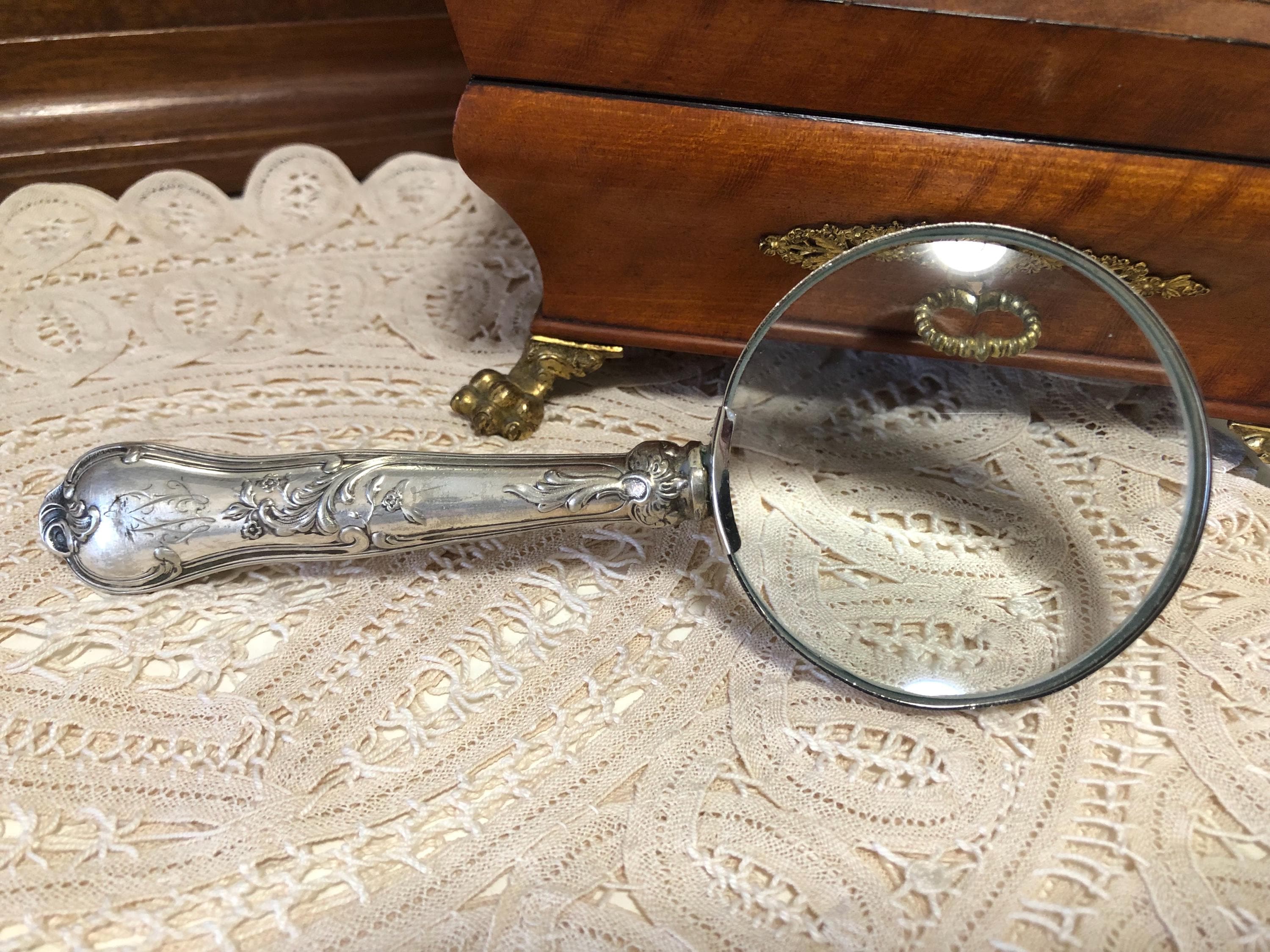 Loupe Ancienne en laiton et Manche en Bakélite