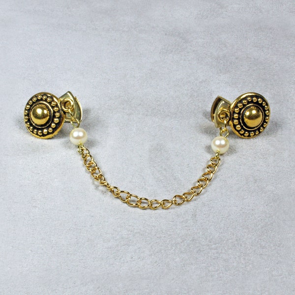 Gold Chain & Cream Pearl Sweater Clip