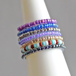 Anillos elásticos de cuentas de semillas de colores para dedos de la mano o del pie
