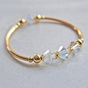 Clear Crystal on Bright Gold Plate Stretch Bracelet