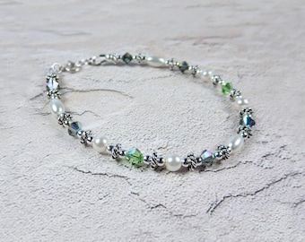 Peridot Green Austrian Crystal & White Pearl Bracelet