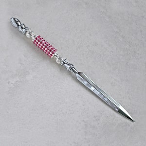 Abrecartas de cristal rosa fucsia y plata
