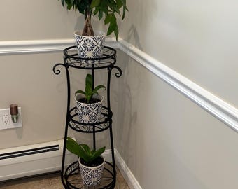 3 Tier Round Metal Plant Stand Indoor, Small Pot Stand, Modern Plant Stand, Tall Plant Stand, Corner Plant Stand, Outdoor Metal Plant Stand