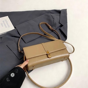 Damen Retro Klappe Leder Umhängetasche - Kleine Crossbody Geldbörse - Ästhetischer Stil Jeden Tag Handtasche - Elegante Hobo Tasche - Leder Geldbörse Damen