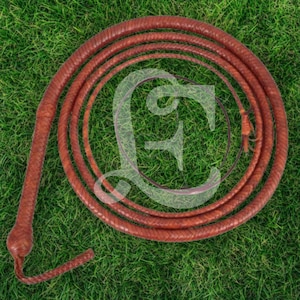 Handmade Kangaroo Hide Leather Bullwhip: Indiana Jones Style, 12 Plait