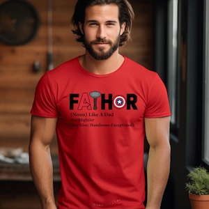 Koszulka Fathor - Zabawny prezent dla taty superbohatera, koszulka Thor Hammer & Shield, Koszulka Mighty Father, Najlepszy tata na świecie, Męska odzież dla fanów komiksów