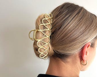 Pince à cheveux en métal, pince à cheveux ondulée en or argenté, grande pince à cheveux irrégulière, accessoires pour cheveux géométriques minimalistes, cadeau parfait pour elle