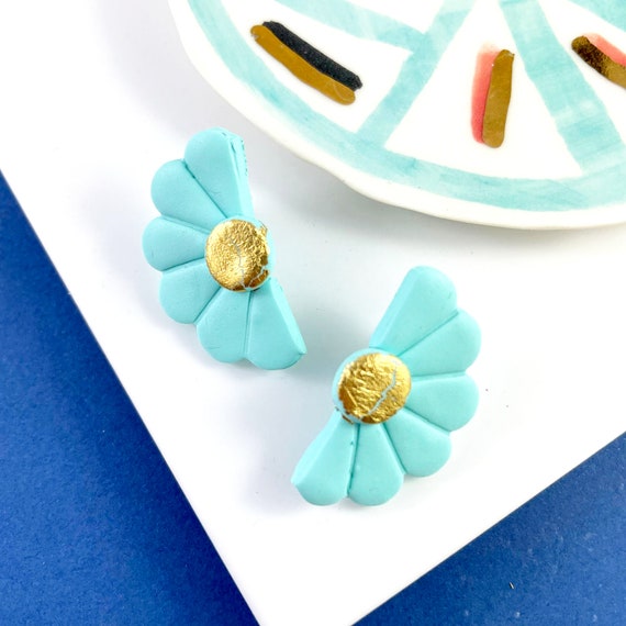 Polymer flower earrings, flower stud, stainless stud, mint color, gold foil,  earring, handmade, polymer clay earring, les perles rares