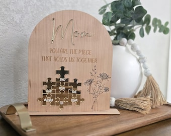 Personalized Mom Puzzle Sign, Mother’s Day Gift from kids, Husband, Grandma Gift, Customized gift, Your are the piece that holds us together