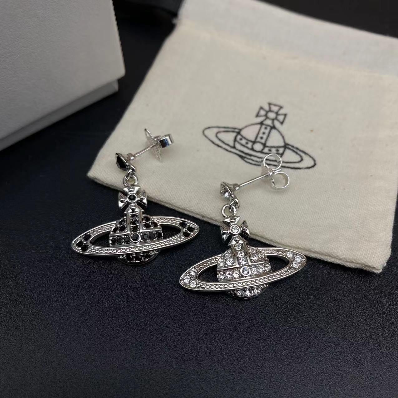 Vivienne Westwood サターンリングピアス Vivienne westwood saturn earrings - Etsy 日本