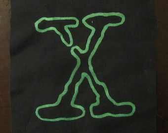 X-FILES PATCH, patch xfiles, x symbole, xf, mulder, scully, OVNI, extraterrestres, conspiration, punk, la vérité est là, je veux croire, x-phile