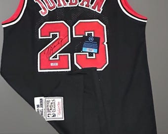 Michael Jordan Hand Signed Jersey Chicago Bulls Finals '97-'98