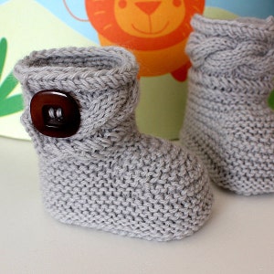 Knitting Pattern pdf file Stylish Baby Boots sizes 0-6/6-12 months image 4