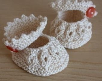 Knitting pattern (pdf file) - Baby Shoes Vanilla( sizes 0-6/6-12 months)