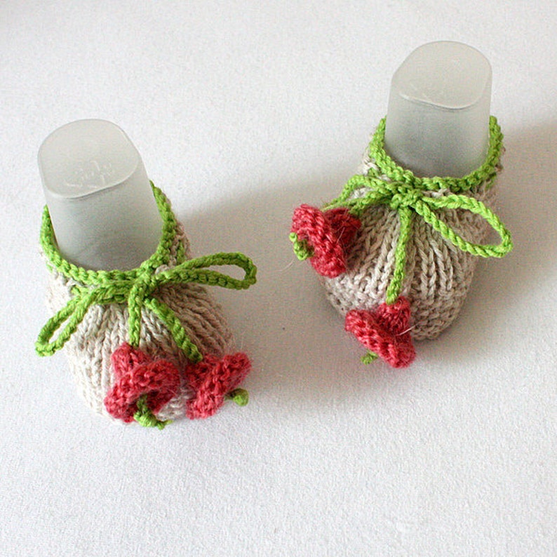 Knitting Pattern PDF file Small Bells Baby Shoes sizes 0-6/6-12 months image 3