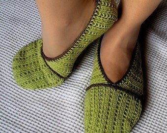 Knitting Pattern (pdf file) Green Home Slippers ( adult size)