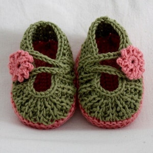Knitting Pattern PDF file Daisy Baby Booties 0-6/6-12 months image 3