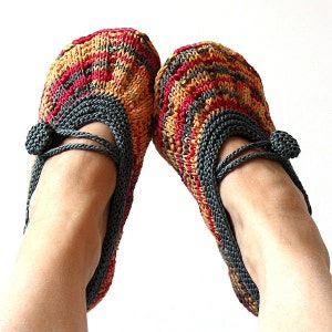 Knitting Pattern (PDF file) Shine Home Slippers (Adult size)