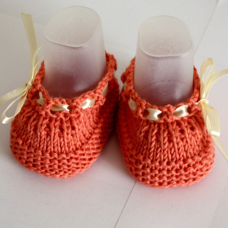 Knitting Pattern PDF file Baby Shoes Beatrice sizes 0-3/3-6/6-12 months image 3