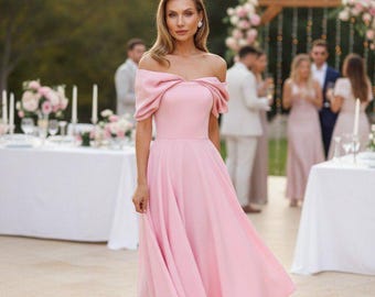 Vestido rosa femenino con hombros descubiertos y mangas abullonadas, elegante vestido midi de crepé para damas de honor o eventos especiales.