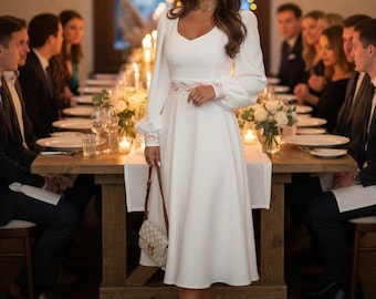Chique witte cocktailjurk met lange mouwen en tailledetails, tijdloze midi-outfit voor elegante vrouwen