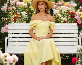 Vestido midi de crepé amarillo limón: Falda acampanada con hombros descubiertos