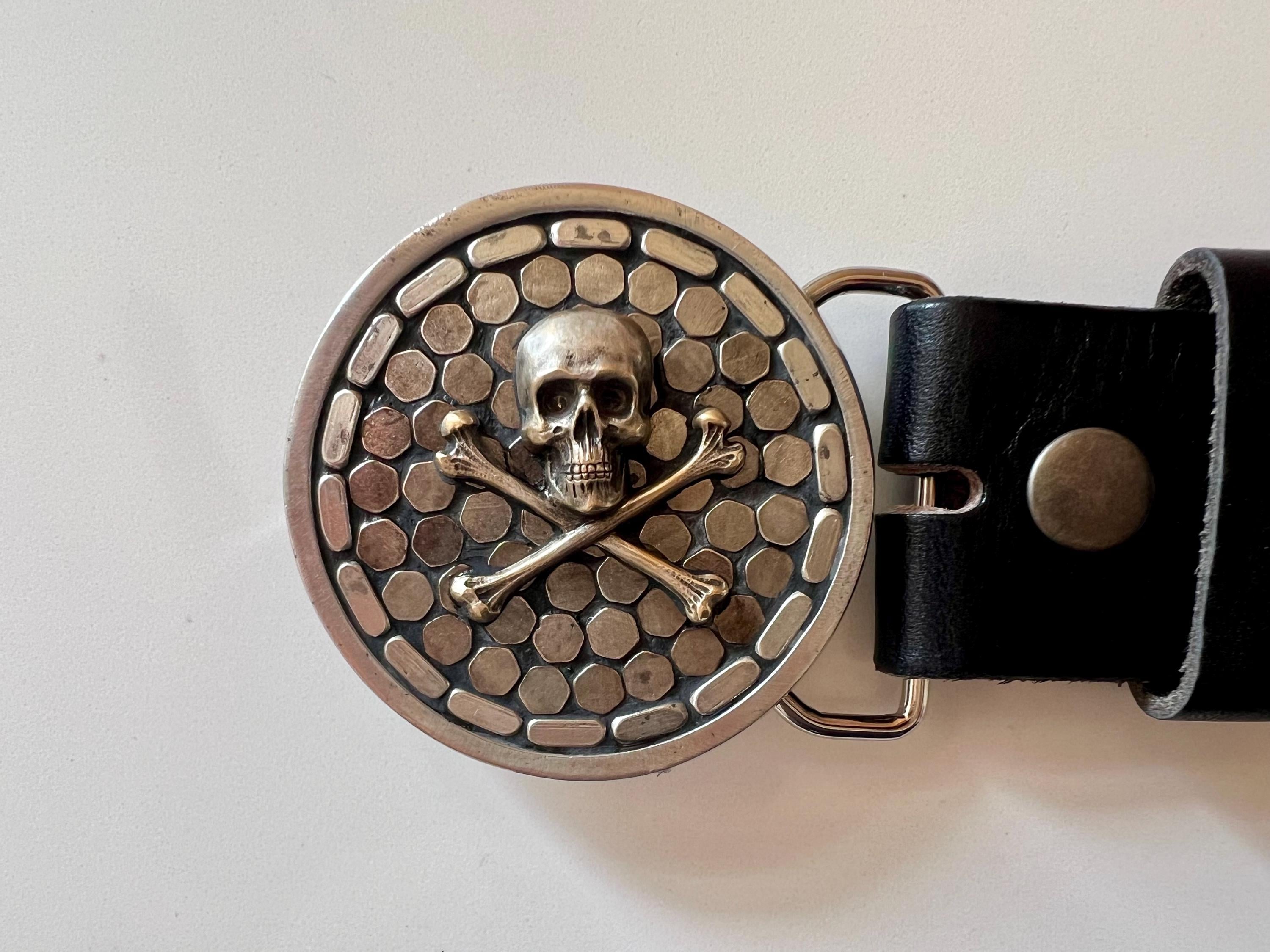 Just Reality Mosaic Skull Belt Buckle Handmade Skull & Crossbones Mosaic Belt Buckle With Leather  main image 3
