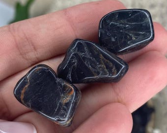 Tumbled Black Tourmaline – Natural Grounding Crystal for Root Chakra