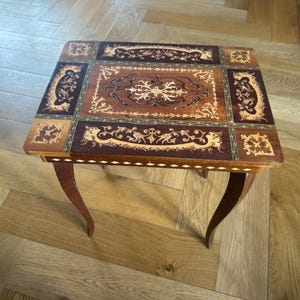 Vintage Italian Sorrento Music Box Inlaid Wood Swiss Movement Cabriole Legs Jewelry Box Gift