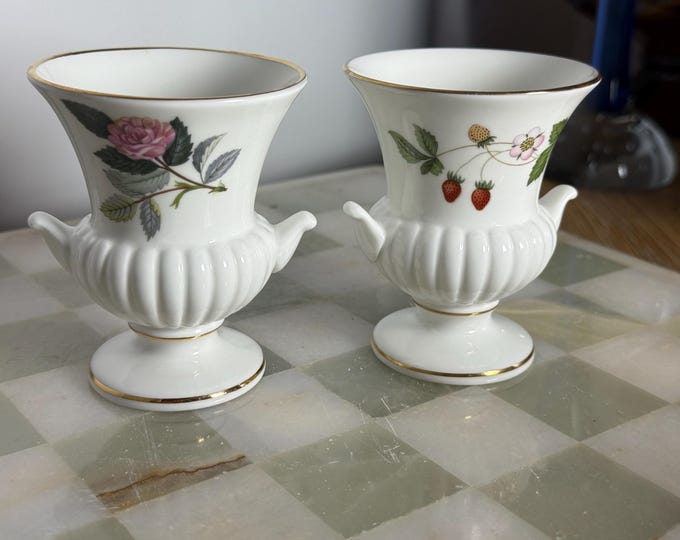 Wedgwood Miniature Urn Vases: Bone China Floral Decor, Gold Trim, 1980s Vintage