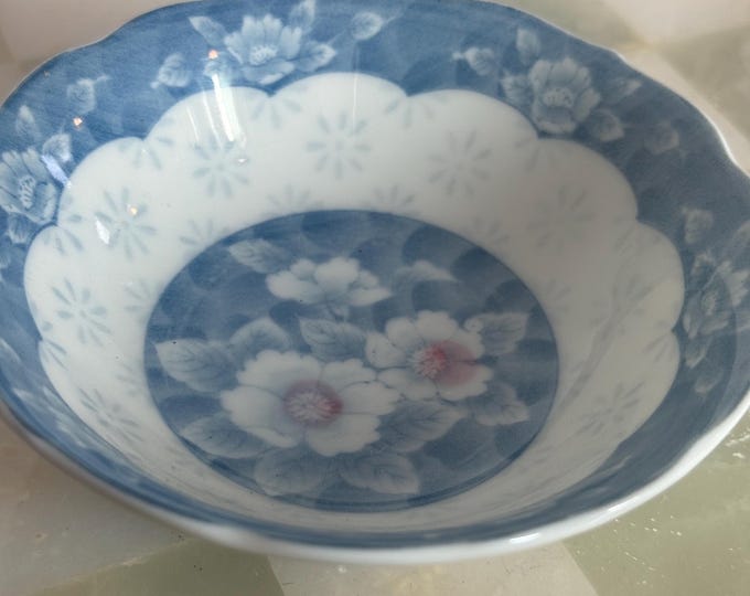 Blue and White Porcelain Bowl: Japanese Floral Scalloped Edge