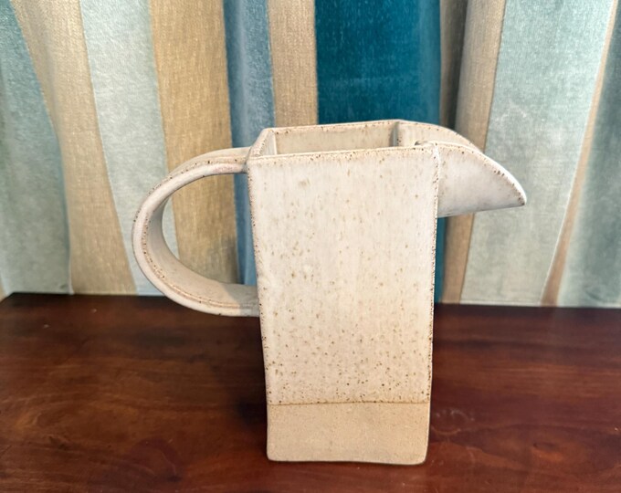 Tom Butcher Stoneware Jug – Signed Studio Pottery – Hand-Thrown Speckled Ceramic – Modern British Design