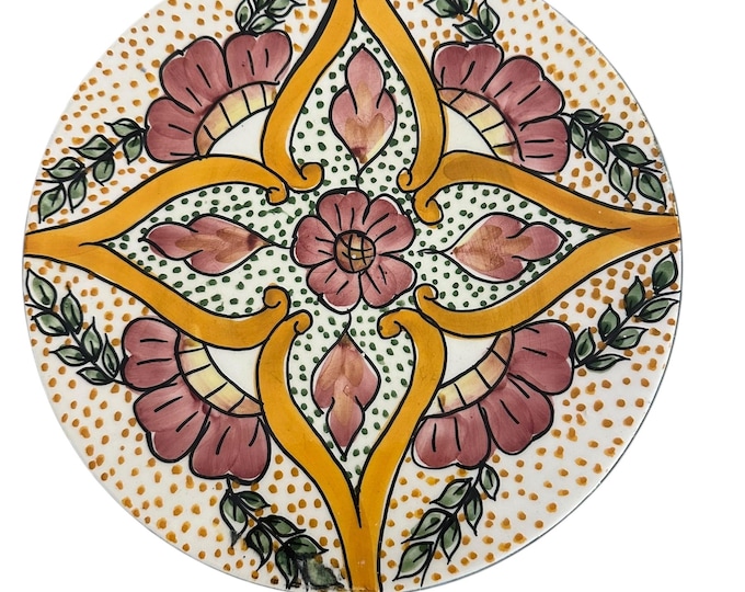 Hand-Painted Vintage Italian Majolica Plate – Floral & Vine Motif – 10.5” Diameter – Boho Mediterranean Decor