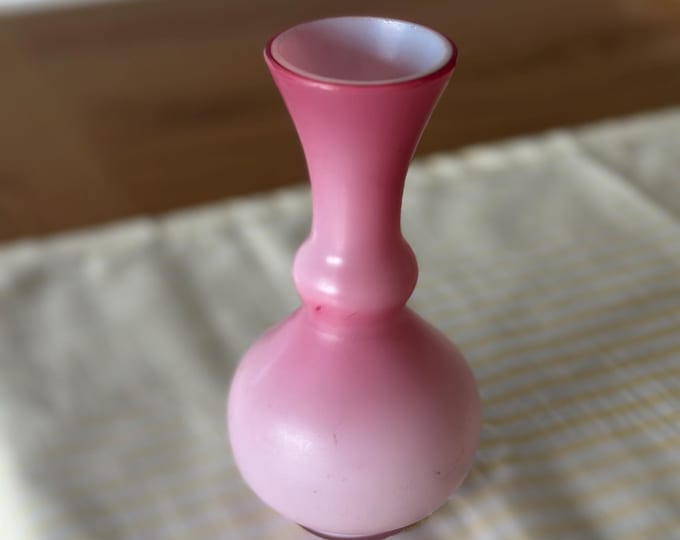 Vintage Pink Ombre Glass Vase: Mid-Century Bohemian Decor