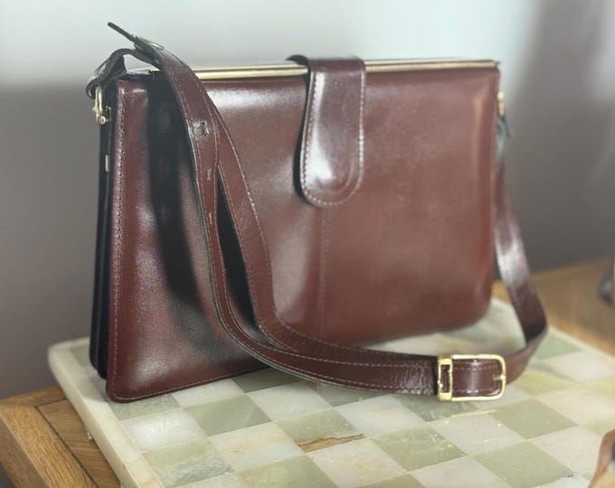 Elegant Vintage Real Leather Handbag – Made in England Oxblood/brown