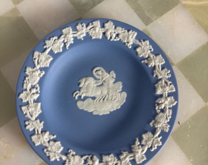 Wedgwood Blue Jasperware Pin Dish – Chariot Scene with Grapevine Border – 1966 Made in England