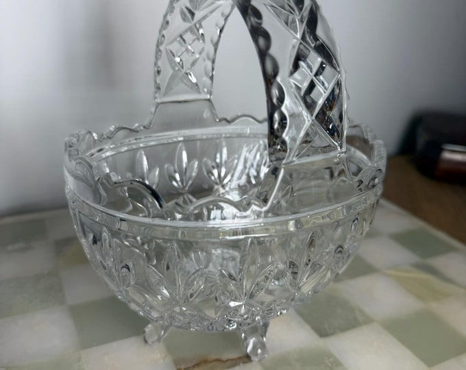 Vintage Pressed/Cut Glass Basket Bowl with Handle – Footed Scalloped Dish