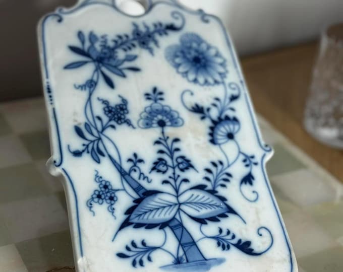 Genuine Meissen Blue Onion Decorative Plaque – Vintage German Porcelain