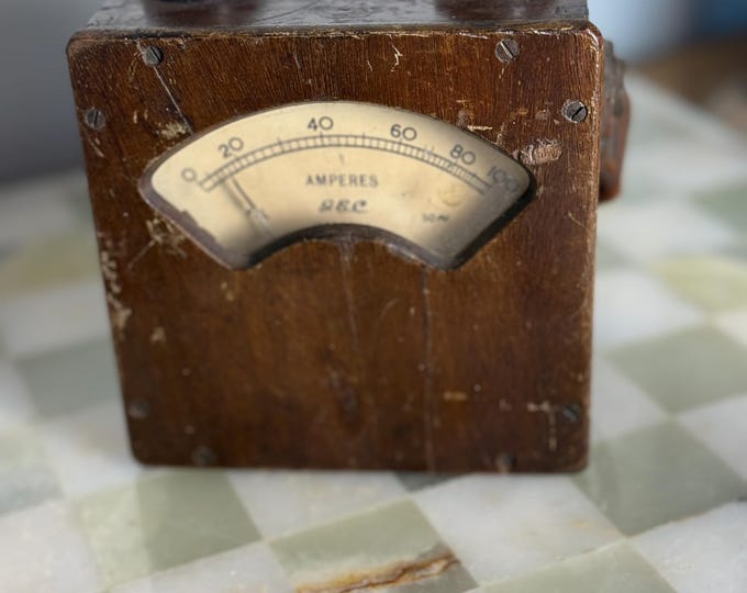 Vintage Mahogany-Cased Ammeter – Early to Mid 20th Century Industrial Meter – SEC 0–100A