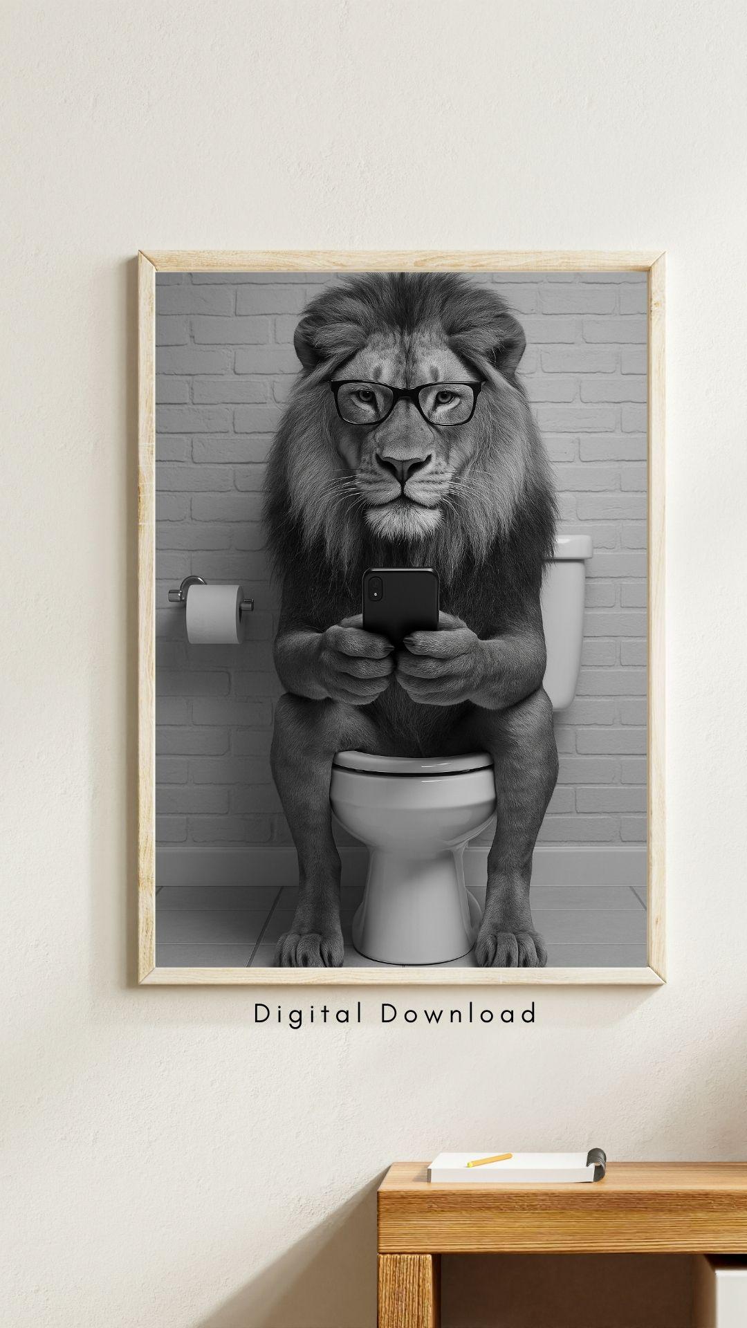 Funny Lion Bathroom Poster – Quirky Animal Wall Art, Lion on Toilet with Phone, Bold Monochrome Decor, Digital Download, digital print