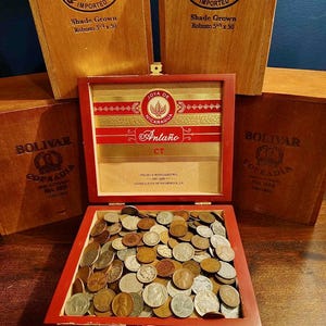 Half Pound of Vintage US Coins in a Cigar Box: Wheat Indian Buffalo Liberty Barber Mercury etc. SILVER Guaranteed!