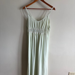 Vintage 1960s Empire Waist Nightgown